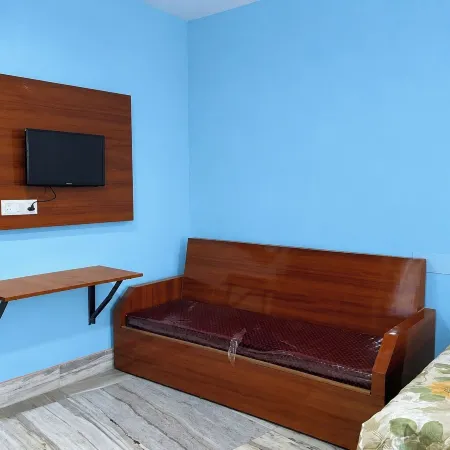 Metro Boys PG & Hostel