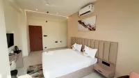 TTURA Kitchen Bar Rooftop & Rooms Pune - Quầy Bar