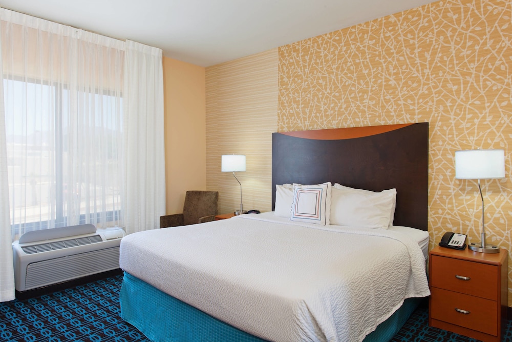 Fairfield Inn and Suites by Marriott El Paso