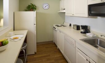 Extended Stay America Select Suites - Detroit - Ann Arbor - University South