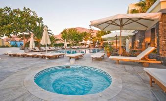 Makarios Hotel