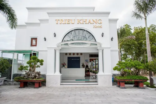 Trieu Khang Hotel - 2-Star