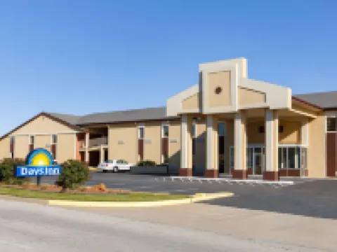 Days Inn by Wyndham Lawton Hotels in Lawton