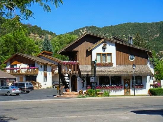 Starlight Lodge Glenwood Springs Updated 2022 Room Price Reviews Deals Trip Com