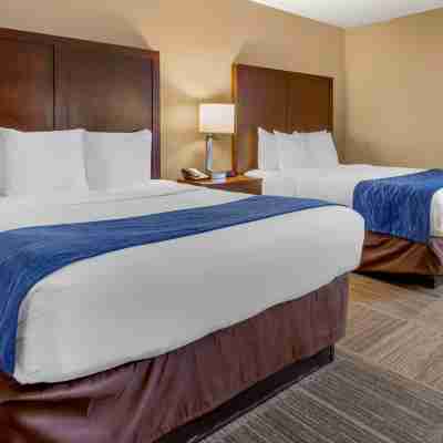 Comfort Inn & Suites Sea-Tac Airport Rooms