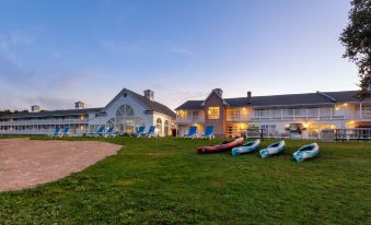 Baymont by Wyndham St. Ignace Lakefront