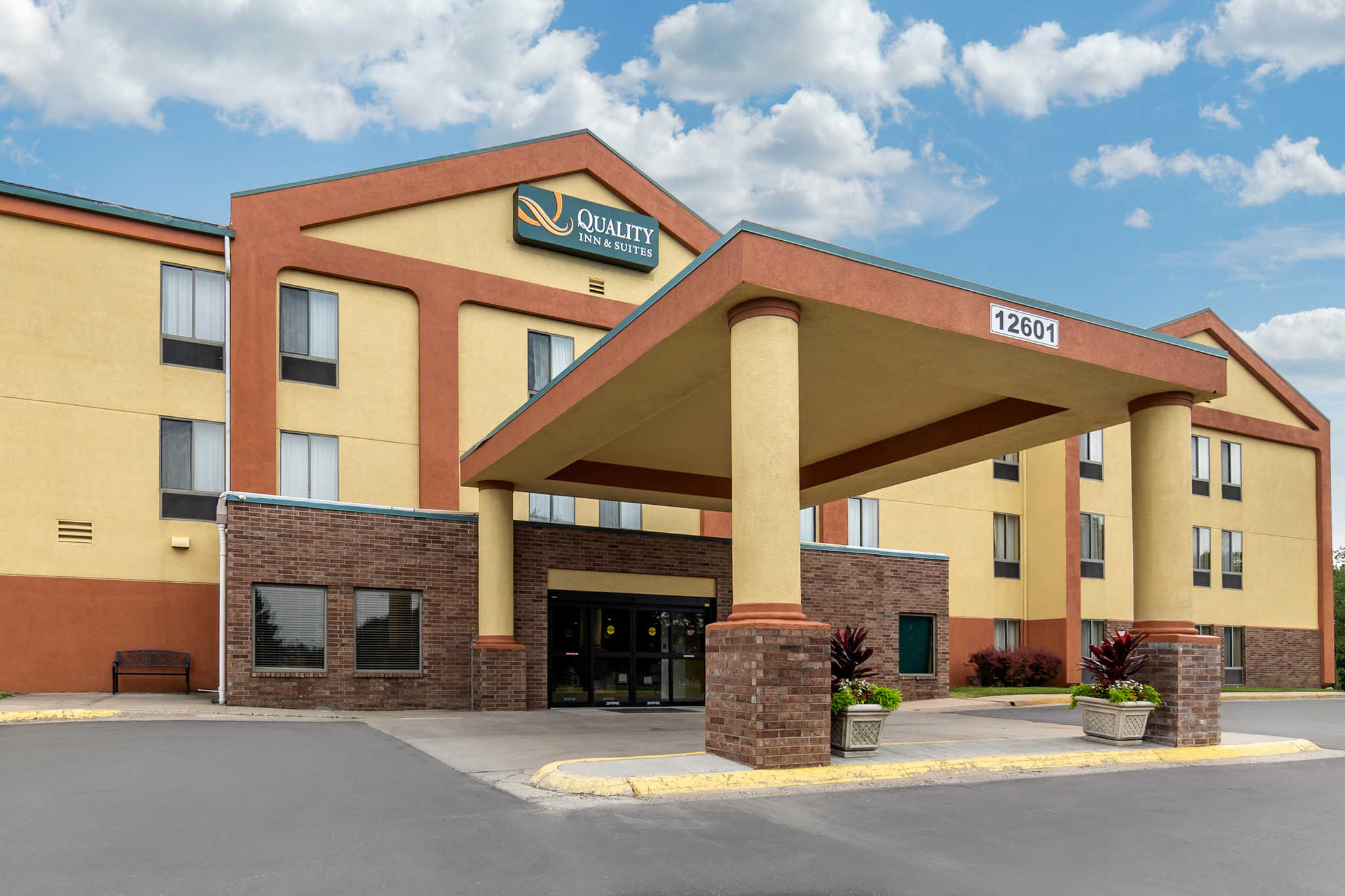 Quality Inn & Suites Lenexa Kansas City