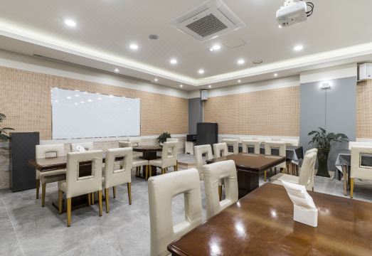 인덕원 센트럴 호텔