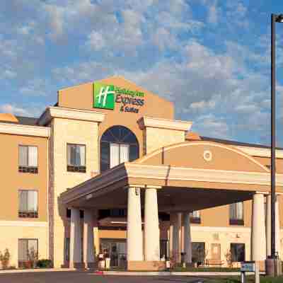 Holiday Inn Express & Suites Amarillo South Hotel Exterior