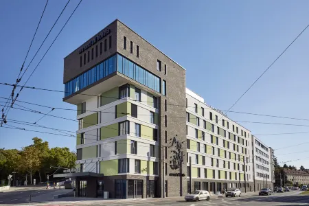 Me and All Hotel Mainz, by Hyatt Отели рядом с достопримечательностью «Университет Майнца»