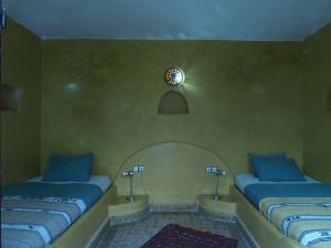 Safran Twin Room, Swimming Pool, Breakfast Included, Wifi