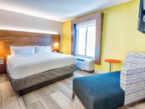 โรงแรม ฮอลิเดย์ อินน์ เอ็กซ์เพรส ชาร์ลสตัน บาย IHG โรงแรมในชาร์ลสตัน