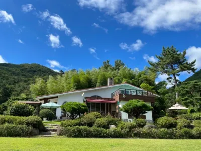 Damyang Oakville Pension Hotel dekat Pyeongjangsa