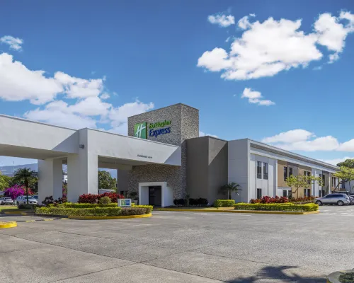 Holiday Inn Express SAN JOSE COSTA RICA AIRPORT by IHG Hotels in Rio Segundo