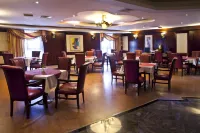 Landmark Plaza Hotel - balkon