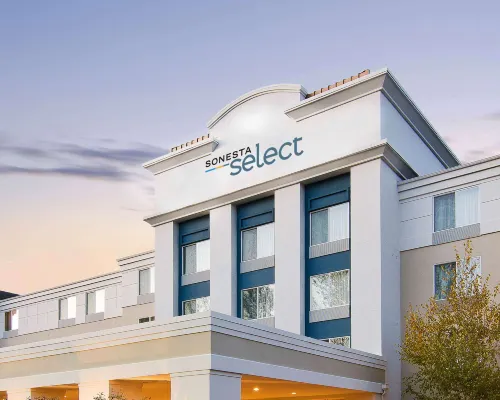 Sonesta Select Seattle Renton Suites Hotels near Foster Golf Links