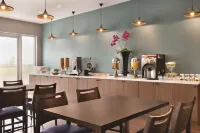 Park Inn by Radisson Brampton, on