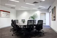 Quality Hotel Dickson Hotels in Уотсон