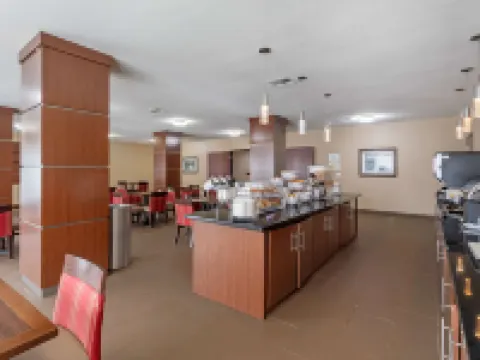 Comfort Suites Hotels in Ennis