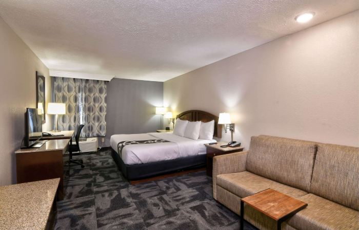 La Quinta Inn & Suites by Wyndham Springfield South