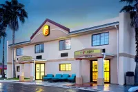 Super 8 by Wyndham Orlando International Drive Hotels in Orlando