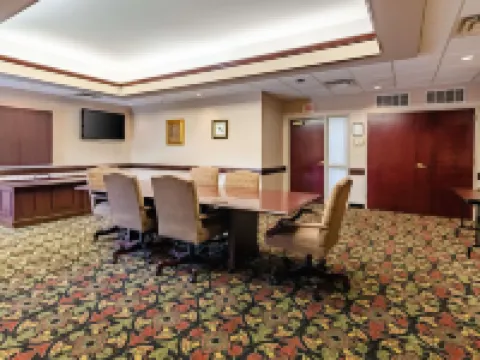 クオリティ イン アンド スイーツ アビングドン アビンドンのホテル