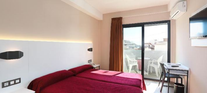 Hotel Alameda โรงแรมในเบนิดอร์ม