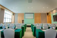Holiday Inn Express YA'AN CITY CENTER by IHG - Business