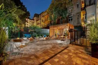 Amber Design Residence - 4-Star