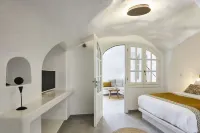 Filotera Suites Hotel in zona Oia Treasures Art Gallery