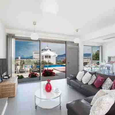 Latchi Esprit Villa Ev23 Rooms