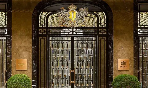 조선 팰리스 서울 강남, 럭셔리 컬렉션 호텔