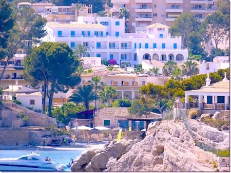 Bella Colina I Vintage Hotel 1953