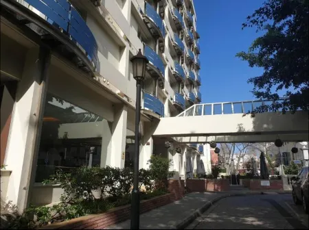 The Eliott Hotel