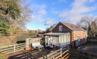 The Laurels Barn