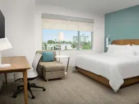 Element Jacksonville Beach Hotels near Urban Golf