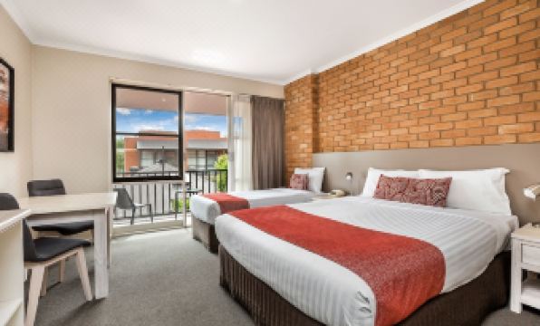 National Hotel Complex Bendigo 방음