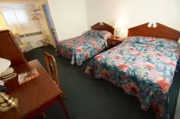 Travelers Inn Hotels in Cherry Valley