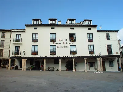 Hotel Nuevo Arlanza Hotels near ÁREA RECREATIVA CALERUEGA