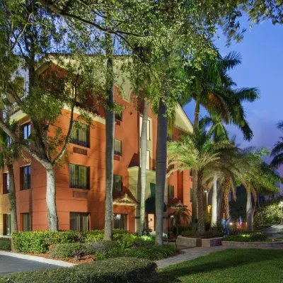 Best Western Plus Palm Beach Gardens Hotel Suites and Conference Ct Hotels near The Gardens Mall