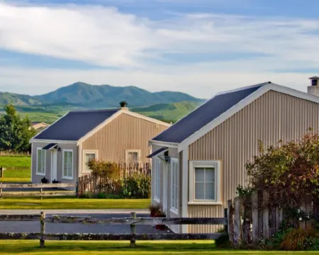 Brackenridge Country Retreat & Spa Hotels in Martinborough