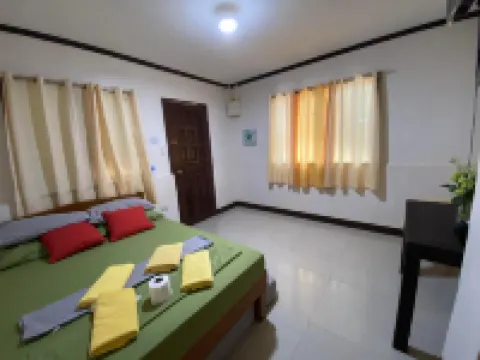 Alona Bohol Backpackers Hostel