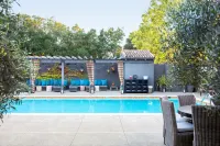 North Block Hotel - Pools
