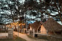 Cabana Retreat - Glamping Hotels in 