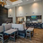 Hampton Inn and Suites by Hilton South Lake Tahoe - bar
