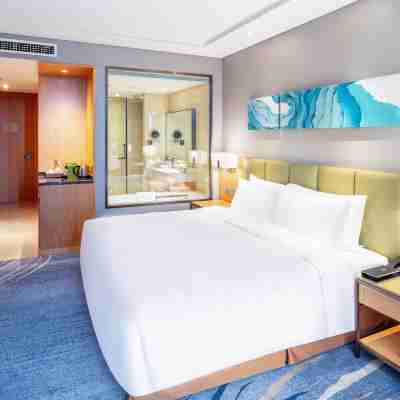 Holiday Inn Neijiang Riverside Rooms