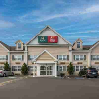 Econo Lodge Hotel Exterior