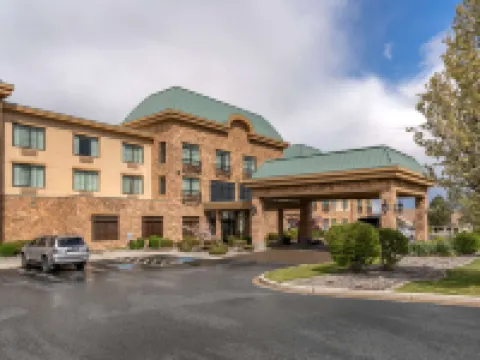 Best Western Premier Pasco Inn  Suites Hotels in Pasco