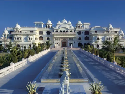 系服維拉斯度假村