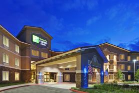Holiday Inn Express & Suites BEAUMONT - OAK VALLEY by IHG